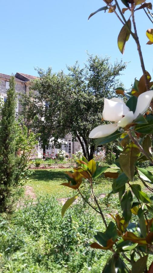 L'Ecrin Bed & Breakfast Villeneuve-sur-Lot Exterior foto